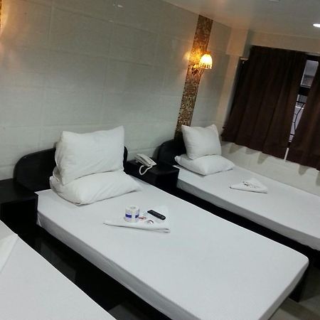 Manhattan Guesthouse Hong Kong Bagian luar foto